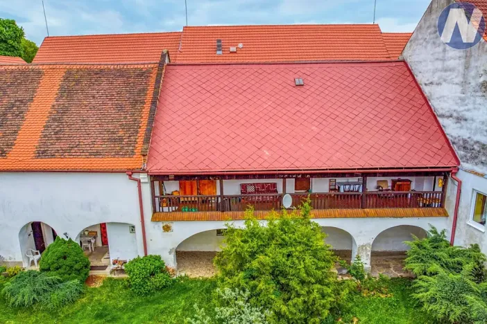 Prodej činžovního domu, Husinec, Jeronýmova, 400 m2