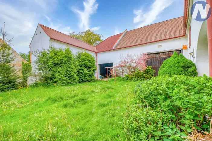 Prodej činžovního domu, Husinec, Jeronýmova, 400 m2