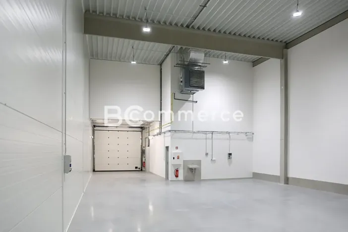 Pronájem skladu, Modřice, 340 m2