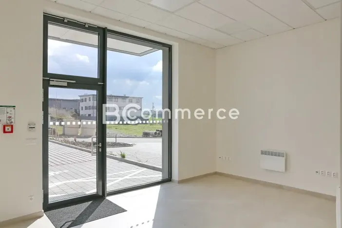 Pronájem skladu, Modřice, 340 m2