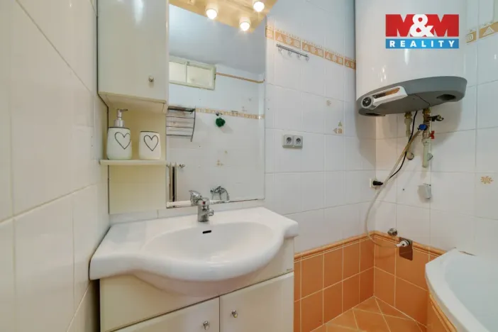 Prodej bytu 3+kk, Mariánské Lázně - Úšovice, Americká, 59 m2