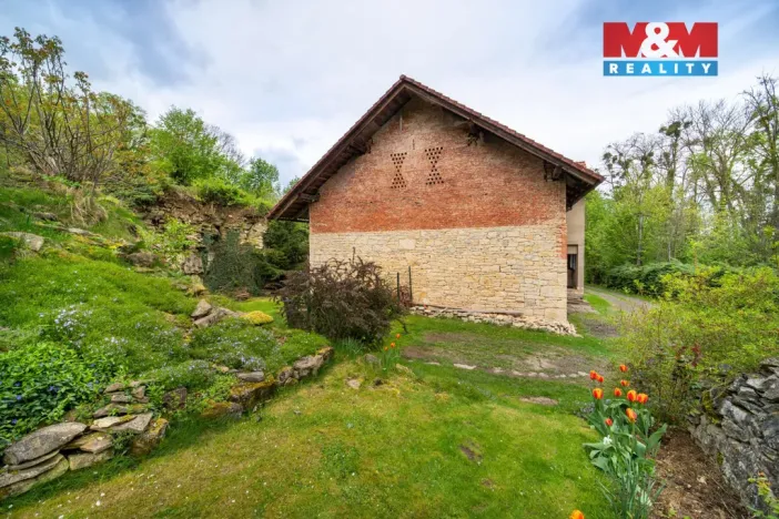 Pronájem zemědělské usedlosti, Čistá, 94 m2