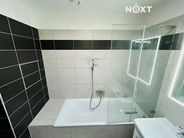 Pronájem bytu 2+kk, Plzeň, Plovární, 51 m2