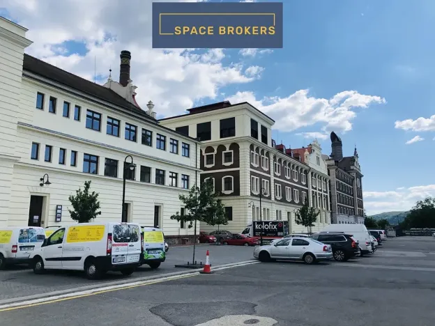 Pronájem kanceláře, Praha, Údolní, 4000 m2