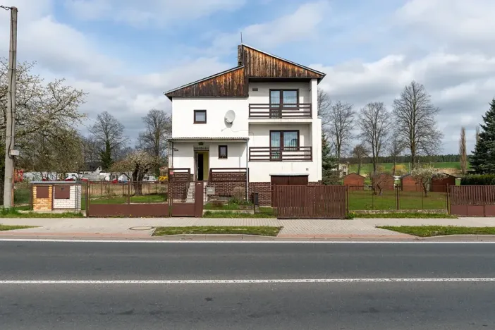 Prodej rodinného domu, Líně, Plzeňská, 168 m2