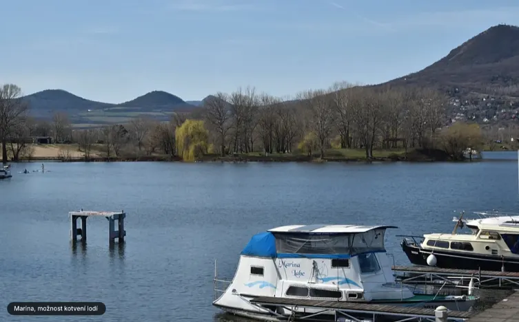 Prodej pozemku, Píšťany, 828 m2