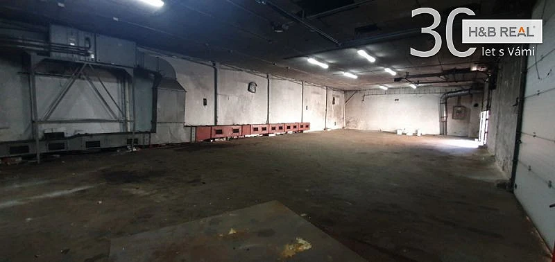 Pronájem skladu, Vsetín, 550 m2