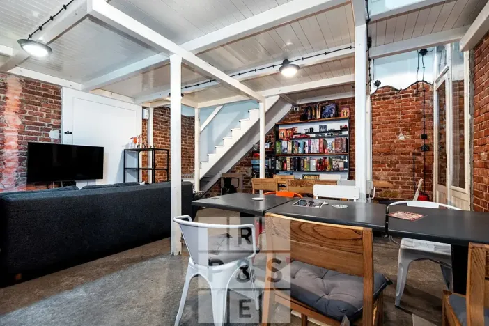 Prodej obchodního prostoru, Praha - Smíchov, Zborovská, 186 m2