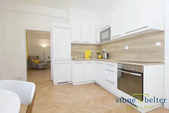 Pronájem bytu 1+1, Praha - Žižkov, Viklefova, 49 m2