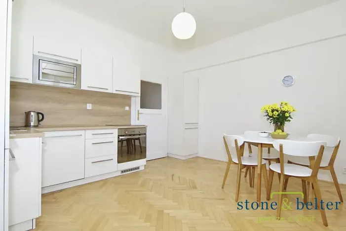 Pronájem bytu 1+1, Praha - Žižkov, Viklefova, 49 m2