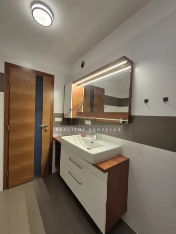 Prodej rodinného domu, Hostěnice, 142 m2