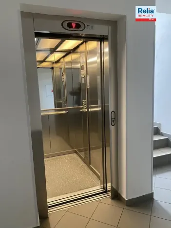 Pronájem bytu 2+kk, Liberec, Americká, 61 m2