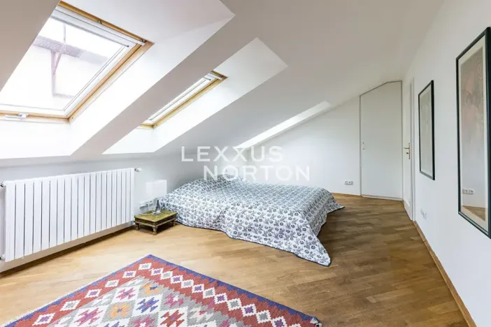 Pronájem bytu 3+1, Praha - Nové Město, Odborů, 126 m2