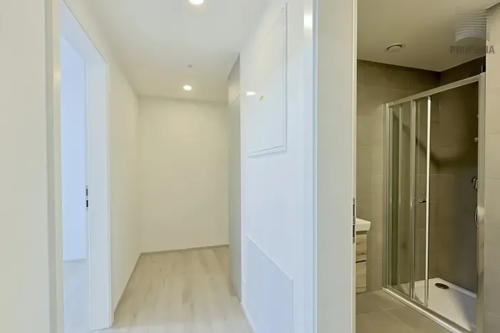 Pronájem bytu 2+kk, Brno, Bystrcká, 51 m2