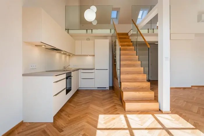 Pronájem bytu 4+kk, Praha - Žižkov, Seifertova, 107 m2