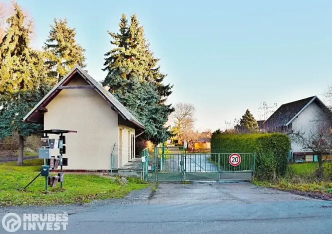 Prodej chaty, Hradec Králové, Orličan, 17 m2