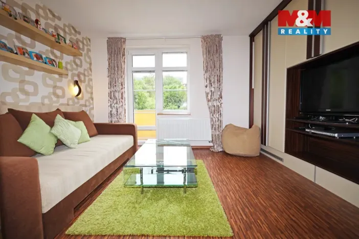 Prodej bytu 2+1, Karlovy Vary - Drahovice, Vítězná, 33 m2