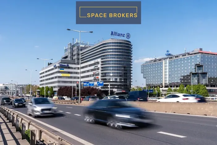 Pronájem kanceláře, Praha - Karlín, Ke Štvanici, 850 m2