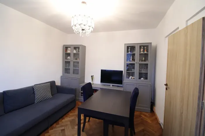 Prodej bytu 3+1, Karlovy Vary, Krymská, 68 m2