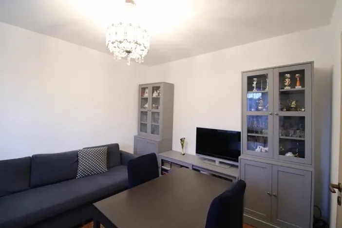 Prodej bytu 3+1, Karlovy Vary, Krymská, 68 m2