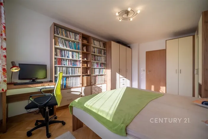 Prodej bytu 3+1, České Budějovice - České Budějovice 5, tř. Čsl. legií, 76 m2