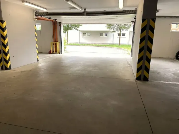 Prodej garážového stání, Brno, Říčanská, 12 m2