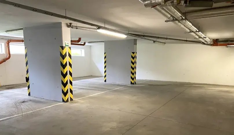 Prodej garážového stání, Brno, Říčanská, 12 m2