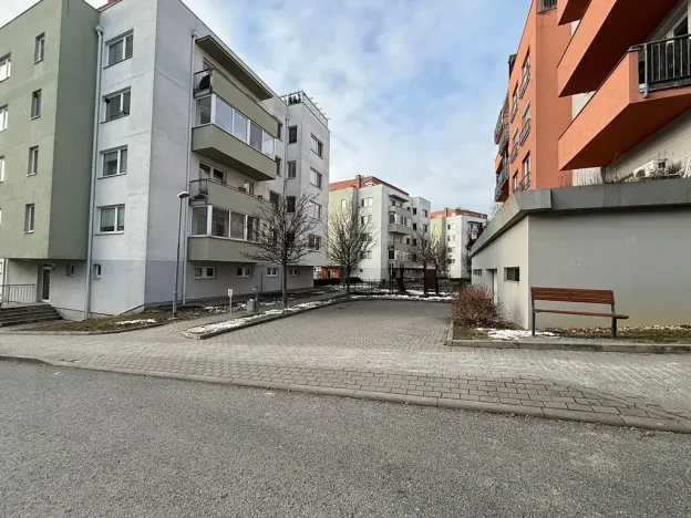 Prodej garážového stání, Brno, Říčanská, 12 m2