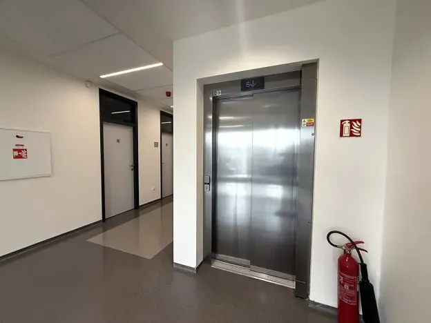 Pronájem kanceláře, Brno, Pražákova, 20 m2