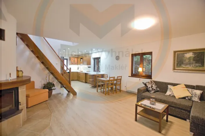 Prodej rodinného domu, Tišice - Chrást, Ořechová, 154 m2