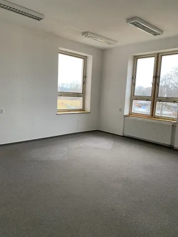 Pronájem kanceláře, Herálec, 200 m2