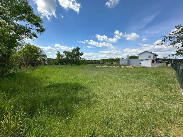 Prodej pozemku pro bydlení, Loučeň, Spojovací, 1321 m2