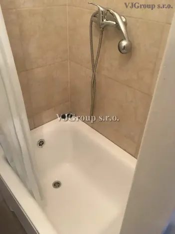 Pronájem bytu 1+kk, Praha - Holešovice, Haškova, 22 m2