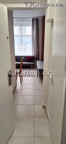 Pronájem bytu 1+kk, Praha - Holešovice, Haškova, 22 m2