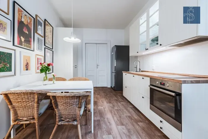 Prodej bytu 2+kk, Praha - Vyšehrad, Neklanova, 42 m2