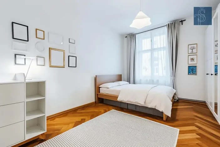 Prodej bytu 2+kk, Praha - Vyšehrad, Neklanova, 42 m2