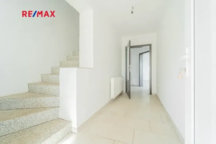 Prodej rodinného domu, Vinařice, 191 m2