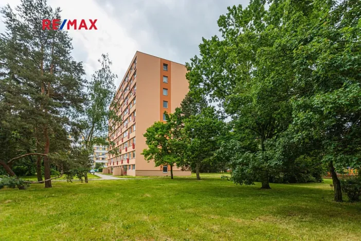 Pronájem bytu 2+kk, Kladno, Ústecká, 41 m2