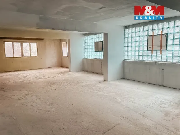 Pronájem obchodního prostoru, Sázava, Sklářská, 500 m2