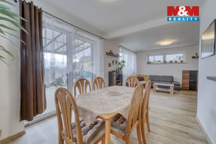 Prodej rodinného domu, Osek, 146 m2