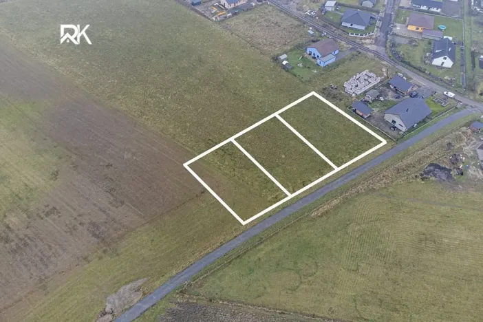 Prodej pozemku pro bydlení, Uhersko, 1000 m2