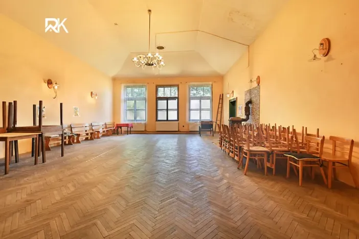 Prodej restaurace, Nová Ves I, Legerovo nám., 470 m2