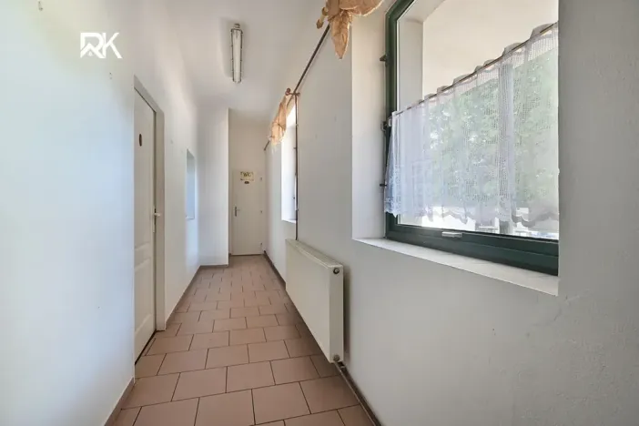 Prodej restaurace, Nová Ves I, Legerovo nám., 470 m2