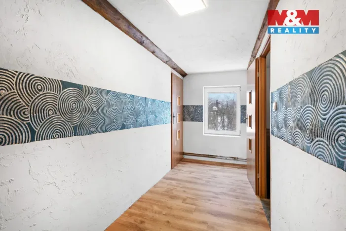 Prodej rodinného domu, Ralsko - Náhlov, 342 m2