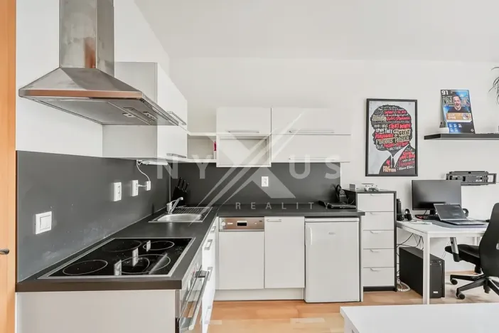 Prodej bytu 1+kk, Praha - Košíře, Pod Kavalírkou, 28 m2