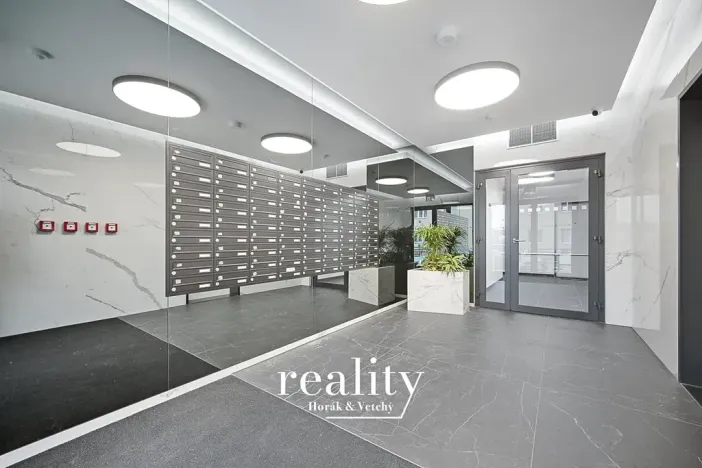 Pronájem bytu 3+kk, Brno, Komárovská, 64 m2