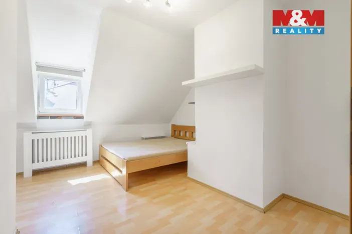 Prodej bytu 3+1, Cheb, Cechovní, 130 m2