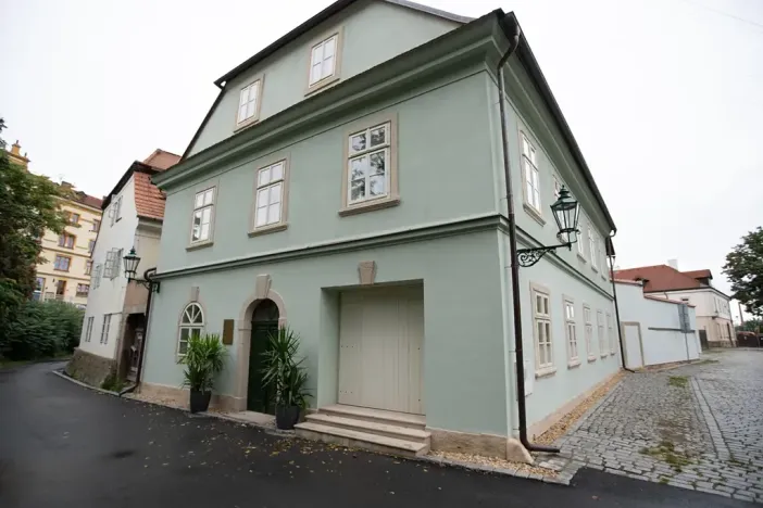 Pronájem obchodního prostoru, Plzeň, U Sv. Rocha, 30 m2