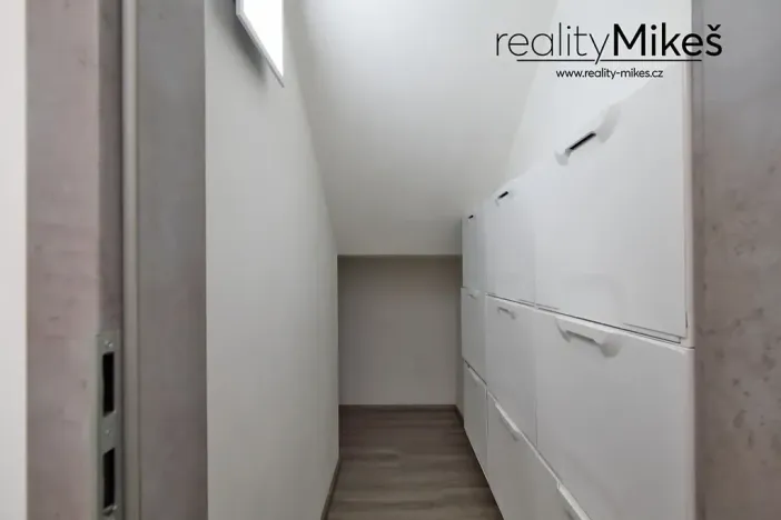 Pronájem bytu 4+kk, Rychnov u Jablonce nad Nisou, Malířská, 131 m2