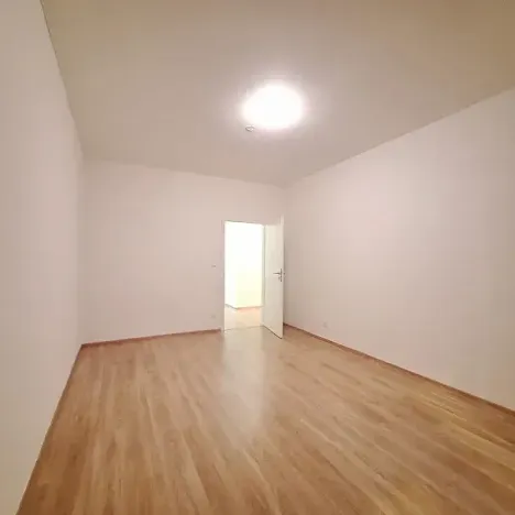 Pronájem bytu 3+kk, Praha, Rybalkova, 73 m2